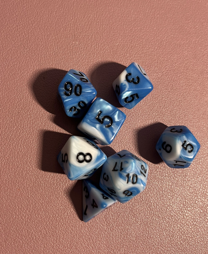 8 - teiliges Würfelset